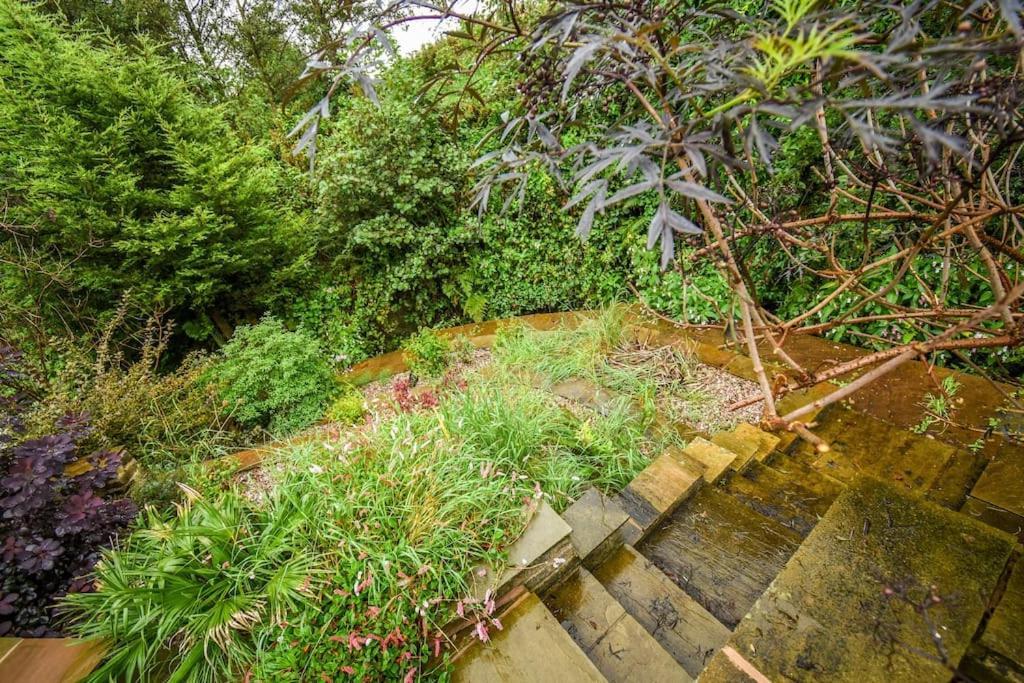 Luxurious & Tranquil Riverside Getaway Great Harwood Exterior foto